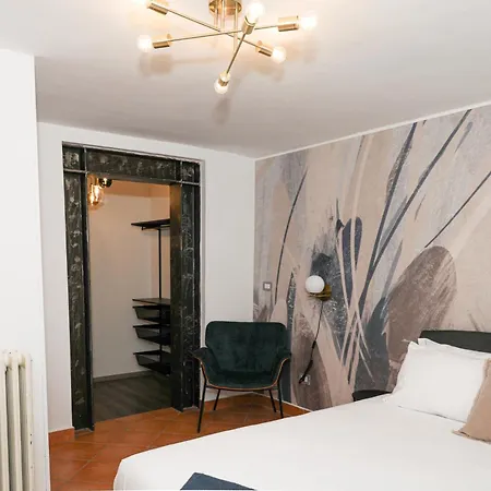 Clos Du Pinot By Hili Aosta